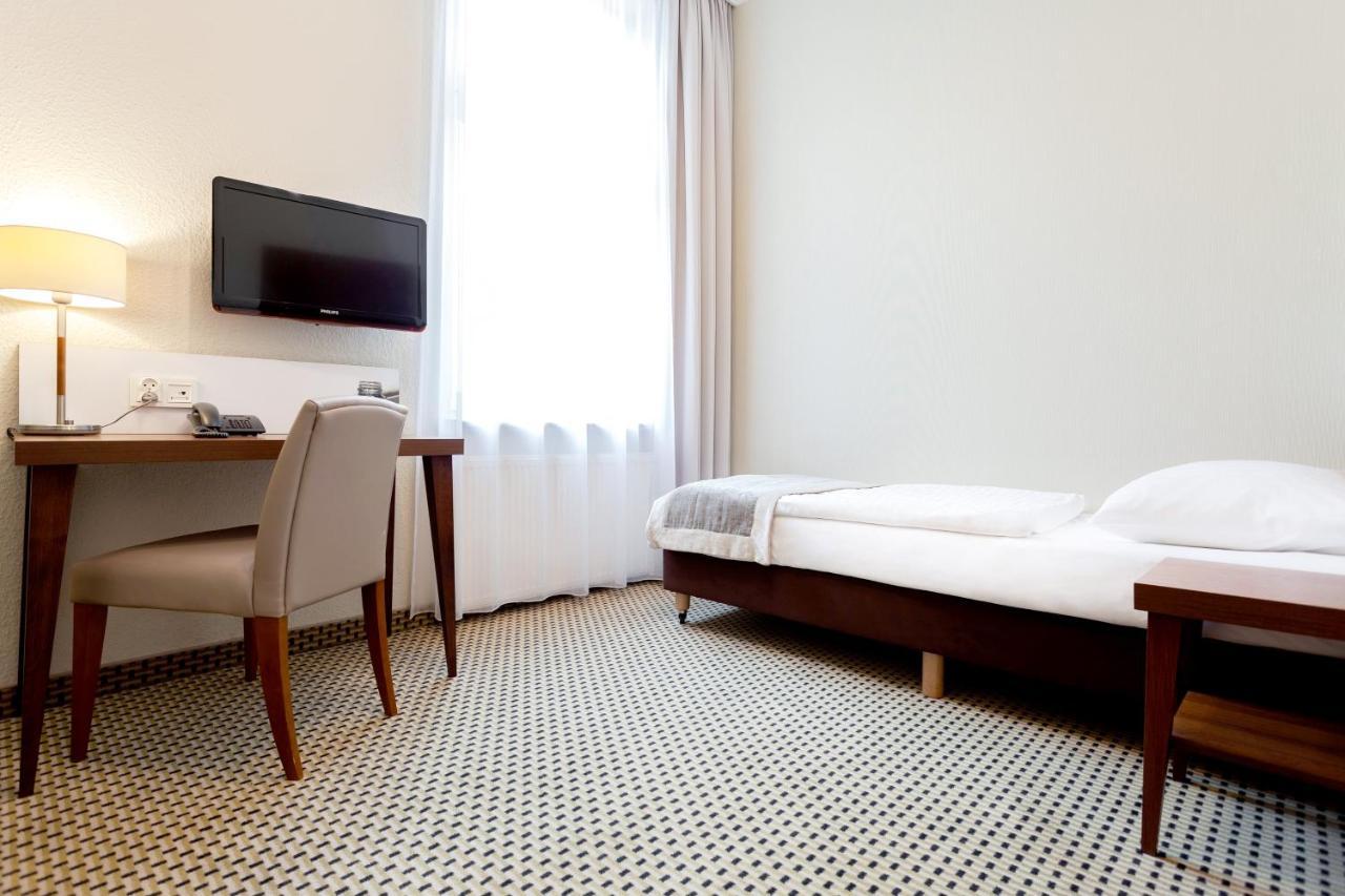 קולובז'ג Jantar Hotel & Spa By Zdrojowa מראה חיצוני תמונה